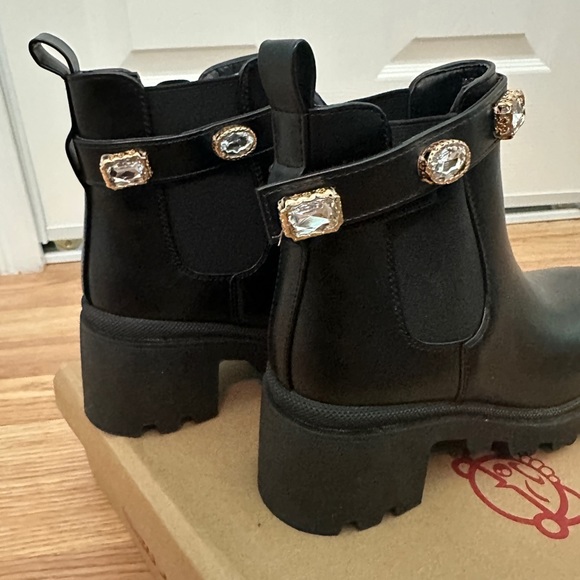 NEW Sugar Favorite Jewel Chelsea Booties - Picture 5 of 8